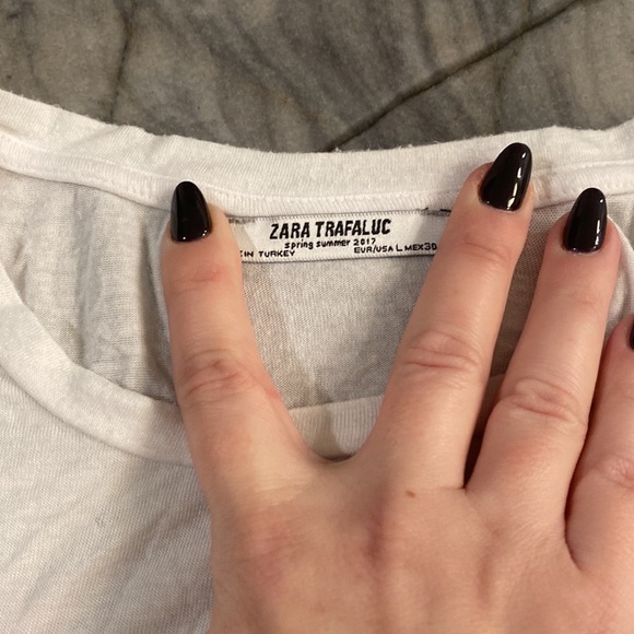 Zara | Basic White T-Shirt | Pre-Loved - Picture 2 of 6